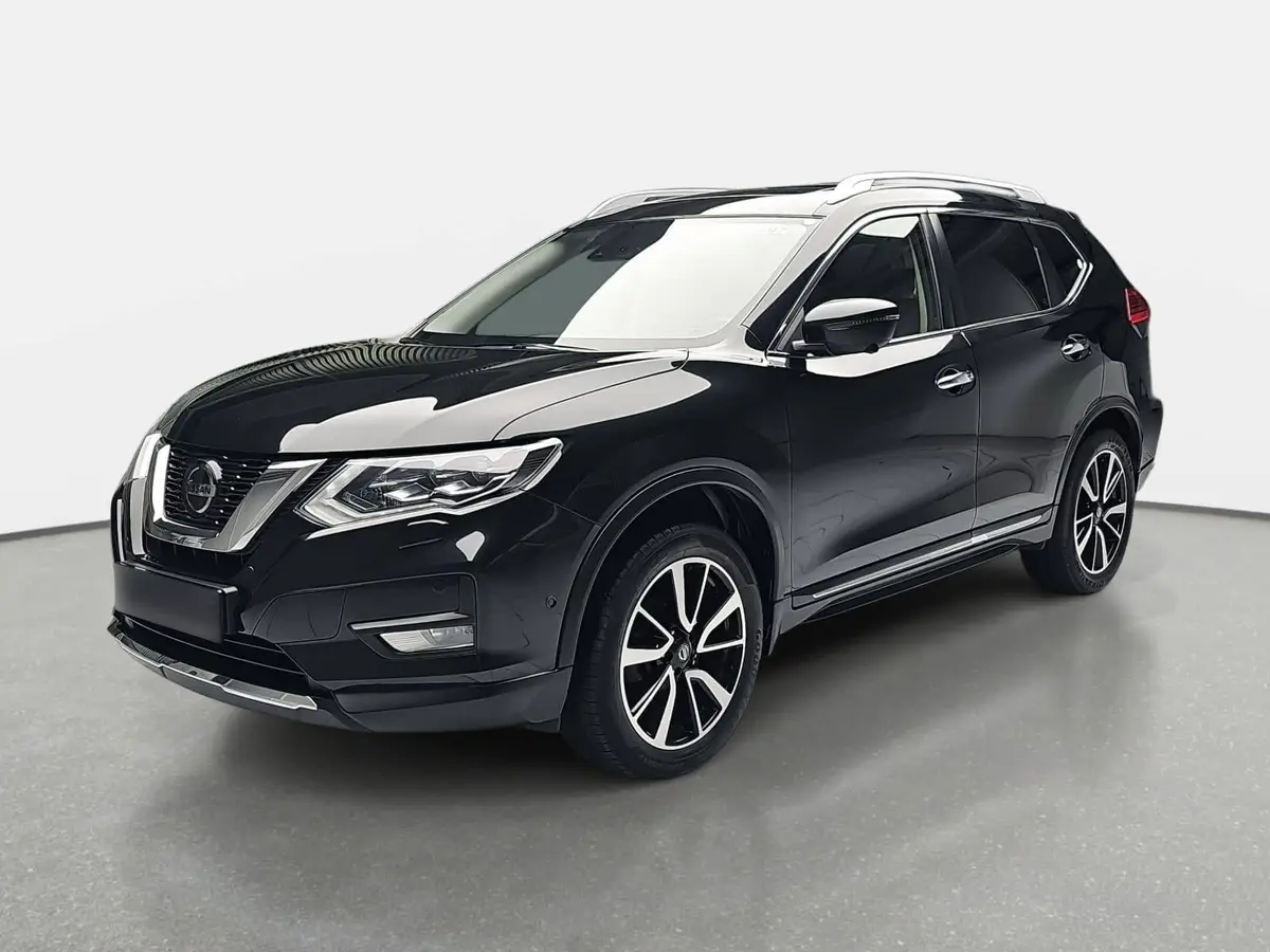NISSAN X-TRAIL 1.3 DIG-T TEKNA LED NAVI 7-S AHK PANO LM