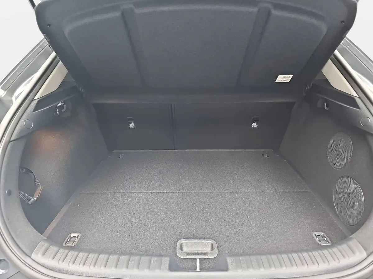 KIA XCEED 1.6 T-GDI 150 DCT SPIRIT MJ27 SOUND