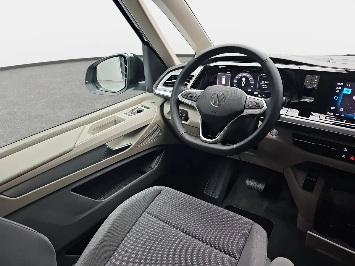 VW T7 MULTIVAN 2.0 TDI DSG LIFE P-ASSIST AHK