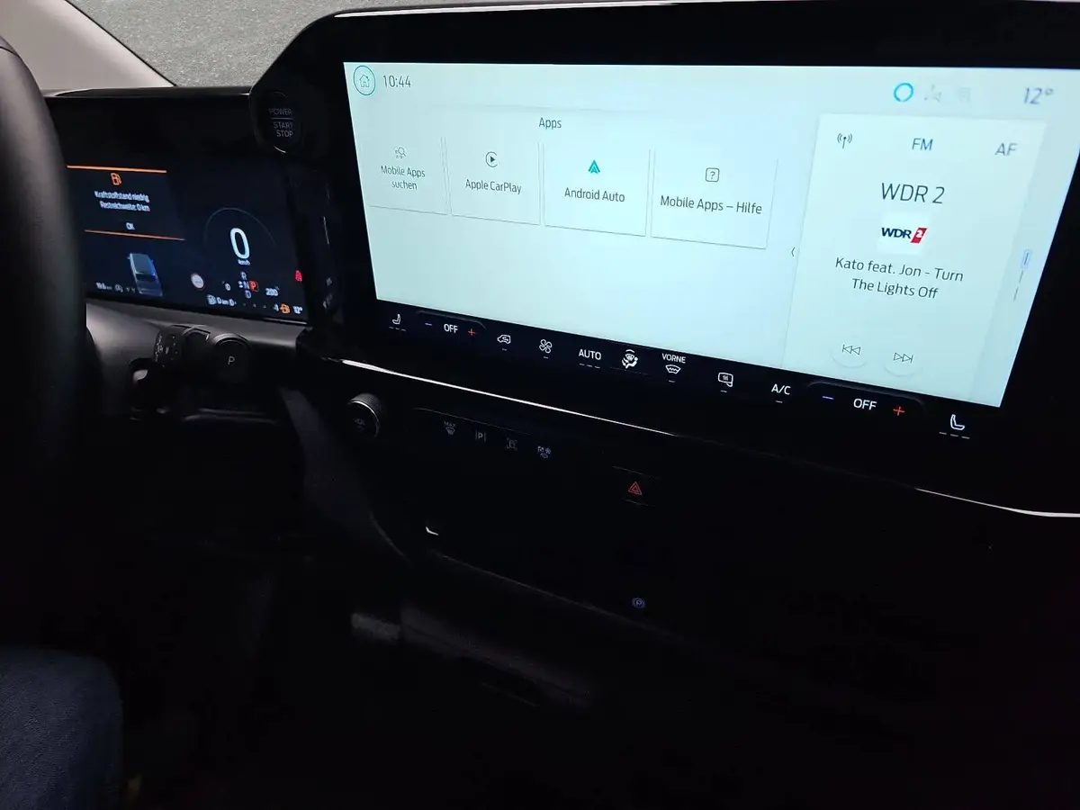 FORD TRANSIT CUSTOM 2.0 ECOBLUE AUTO. 320 L1H1 SPORT FWD KLIMA LED LM