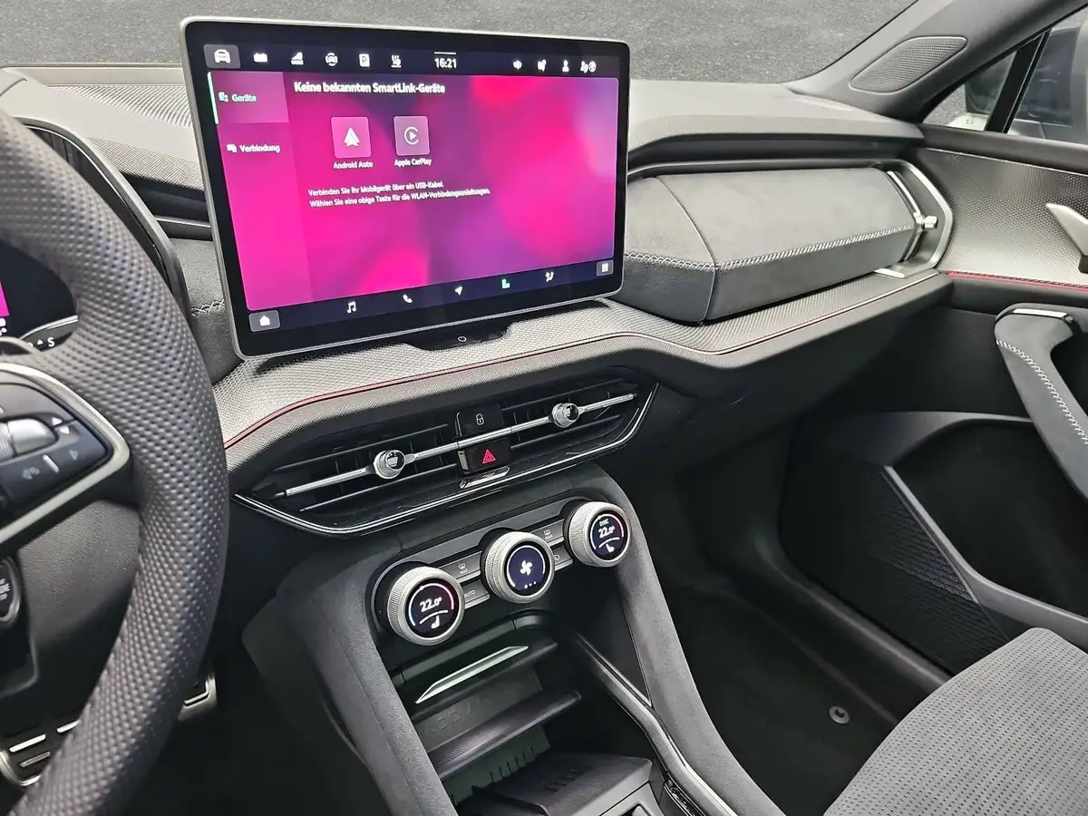 SKODA KODIAQ 1.5 TSI IV PHEV DSG SPORTLINE PANO AHK