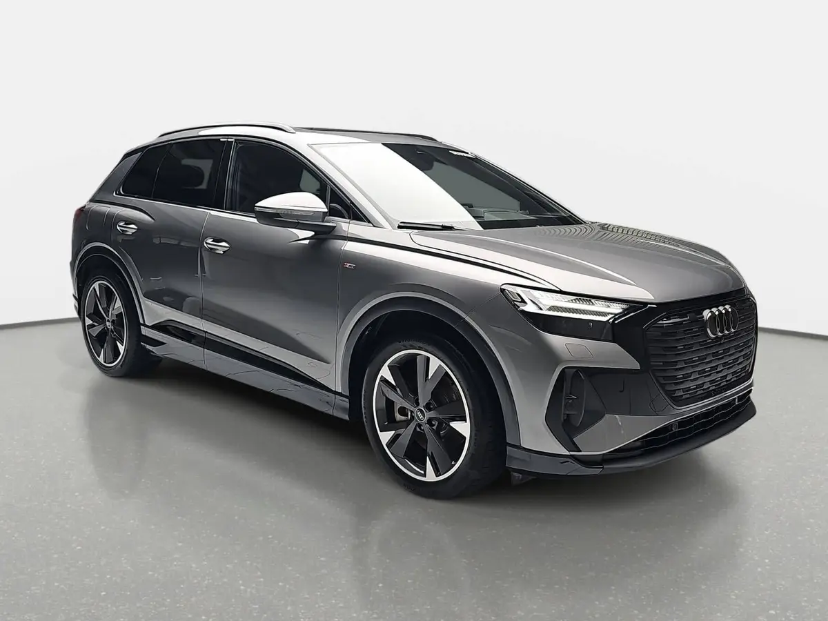 AUDI Q4 E-TRON 45 S-LINE 82KWH LED-MATRIX KAMERA