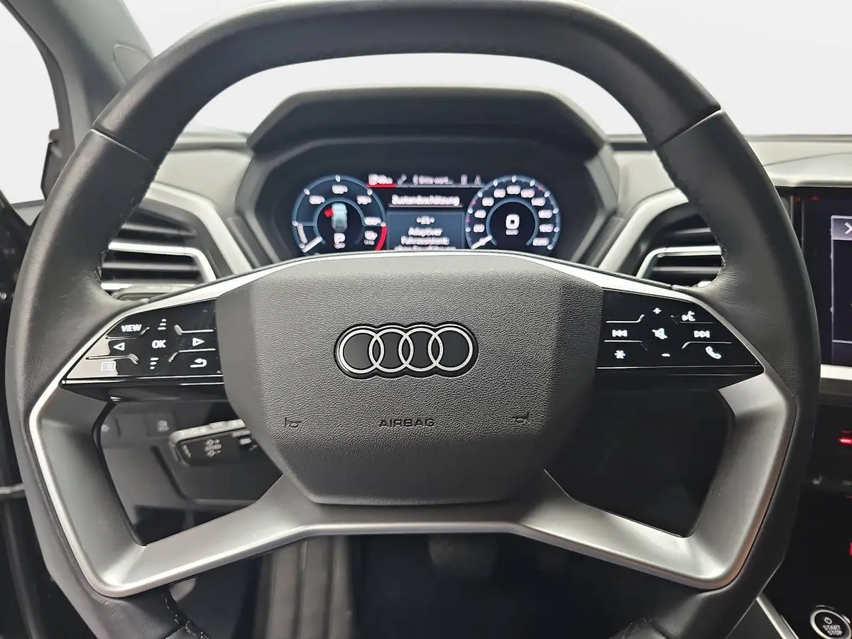 AUDI Q4 E-TRON 45 82KWH NAVI LED KAMERA LM19