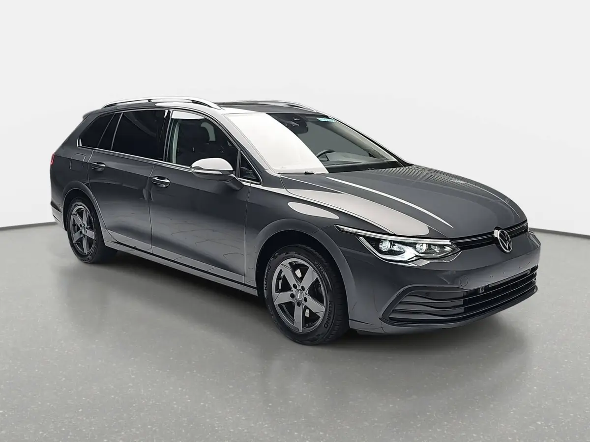 VW GOLF VARIANT 2.0 TDI VIII LIFE NAVI LED LM