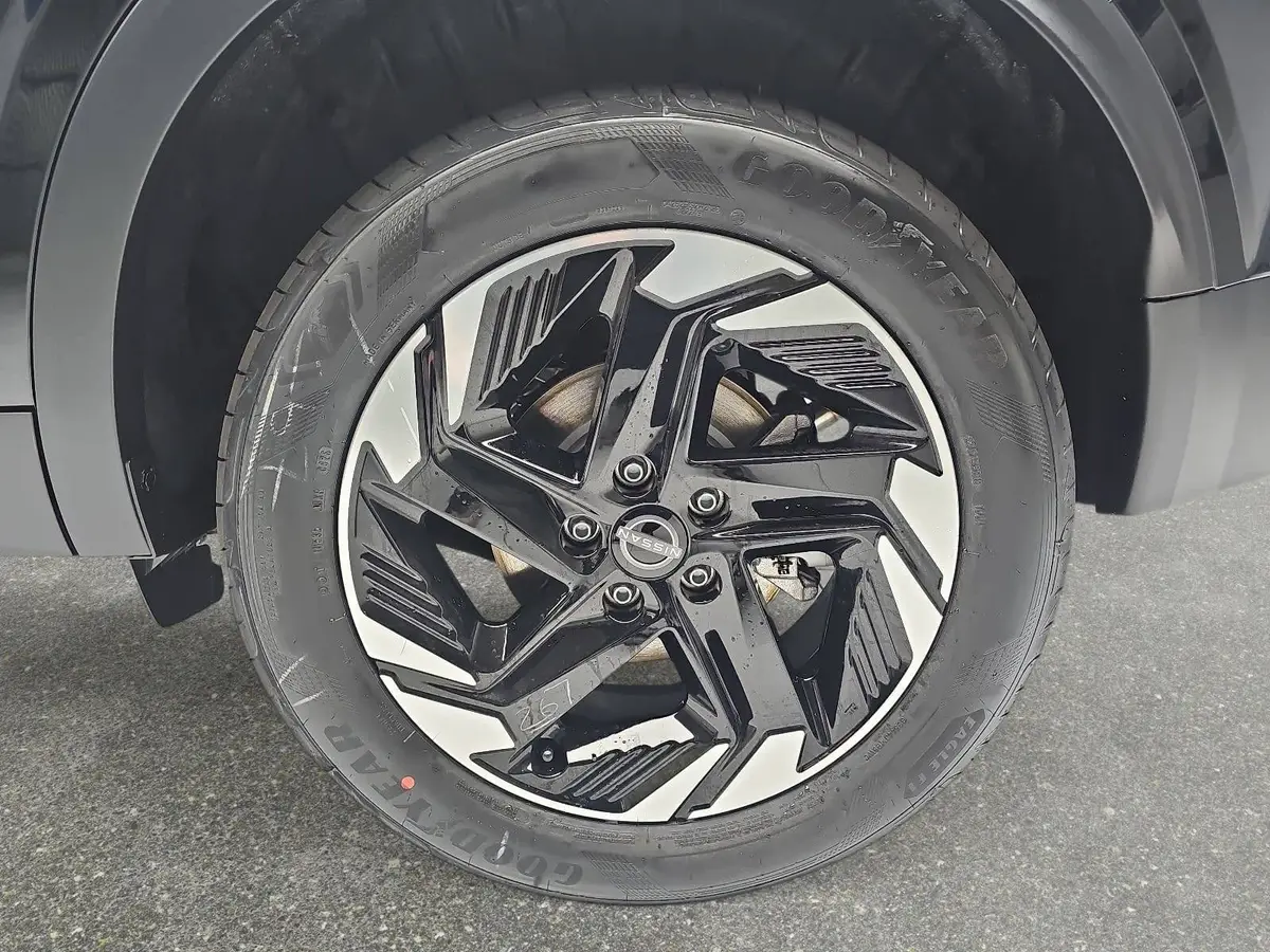 NISSAN QASHQAI 1.3 DIG-T MHEV AUTO. N-CONNECTA WINTER