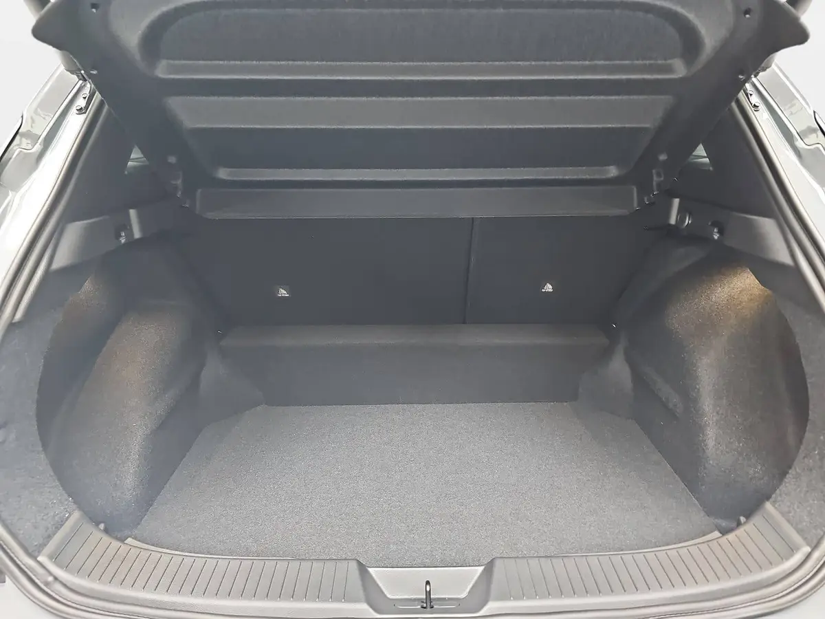 NISSAN QASHQAI 1.3 DIG-T MHEV AUTO. N-CONNECTA WINTER EL-HECKKLAPPE
