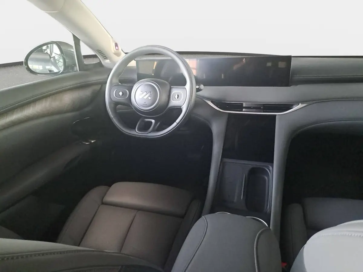 MG ANDERE EV 100 KWH MY26 PREMIUM