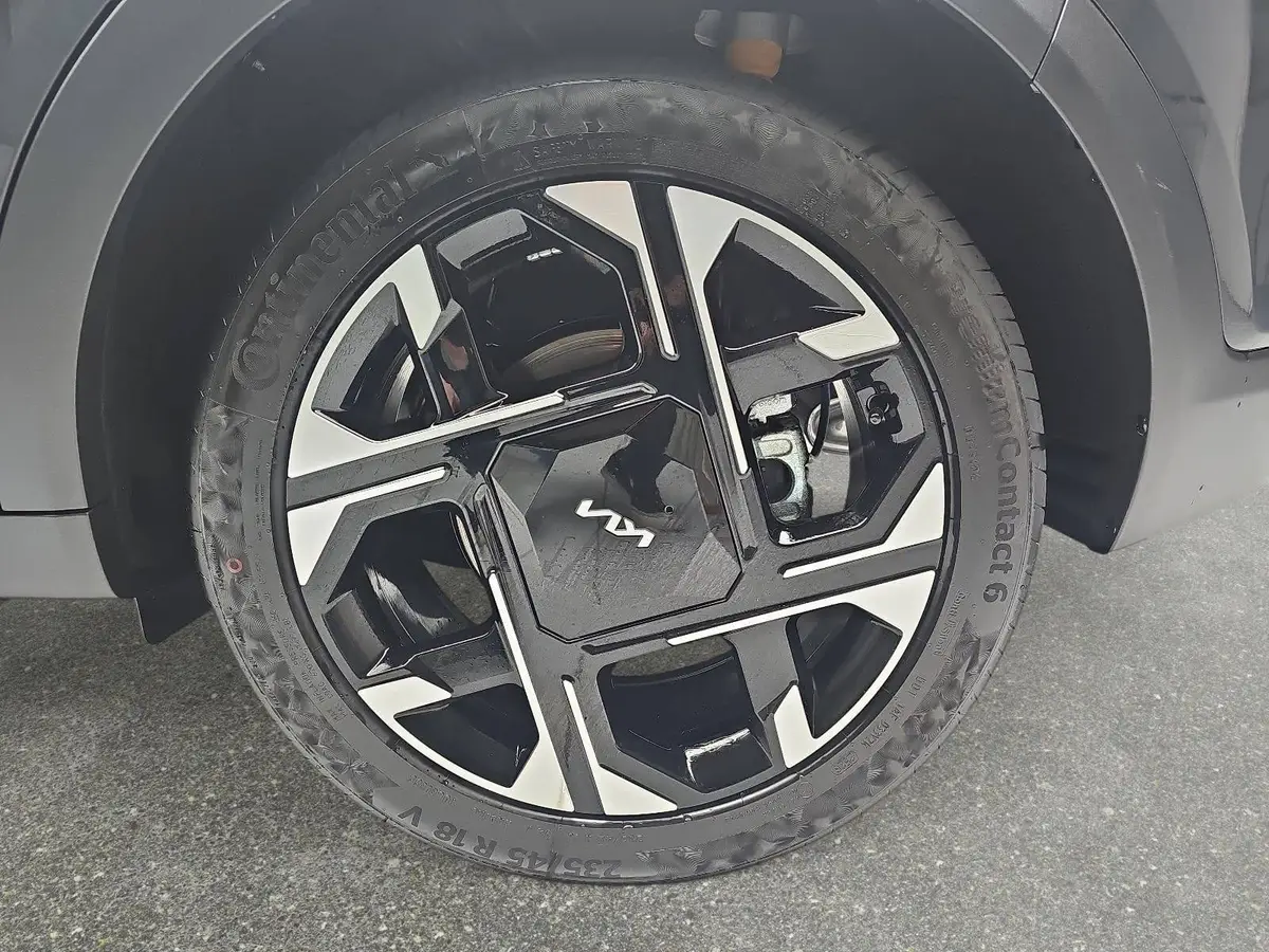 KIA XCEED 1.6 T-GDI 150 DCT SPIRIT MJ27 SOUND SITZ ADVANCED
