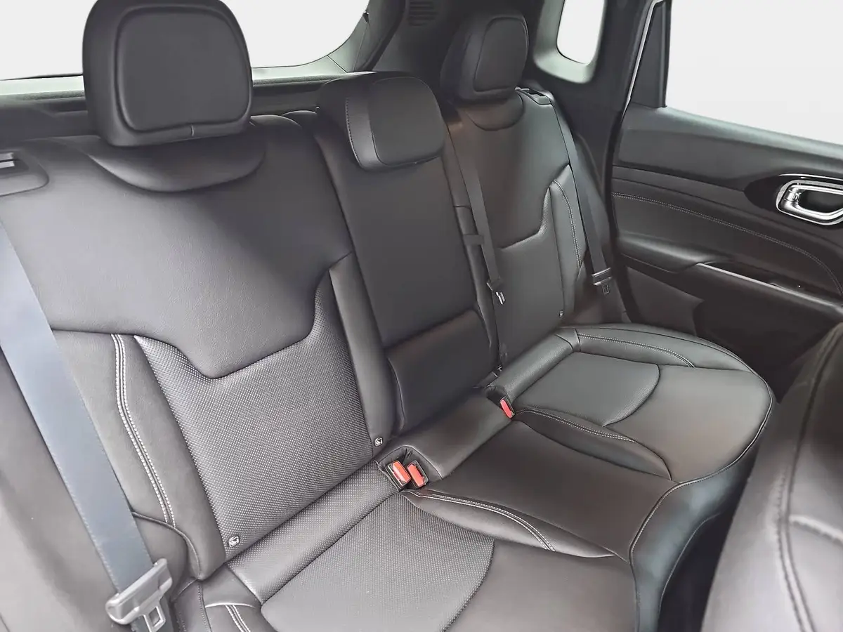 JEEP COMPASS PLUG-IN HYBRID 4XE S NAVI KLIMA LED WINTER ALL-SEASON LM