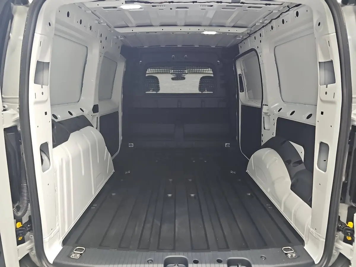 VW CADDY 2.0 TDI DSG CARGO MAXI KLIMA GRA KAMERA