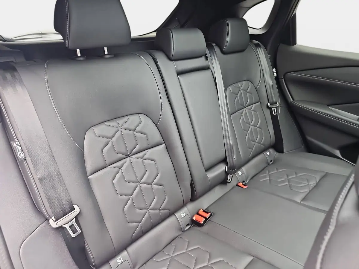 NISSAN QASHQAI 1.3 DIG-T X-TRONIC TEKNA NAVI LED