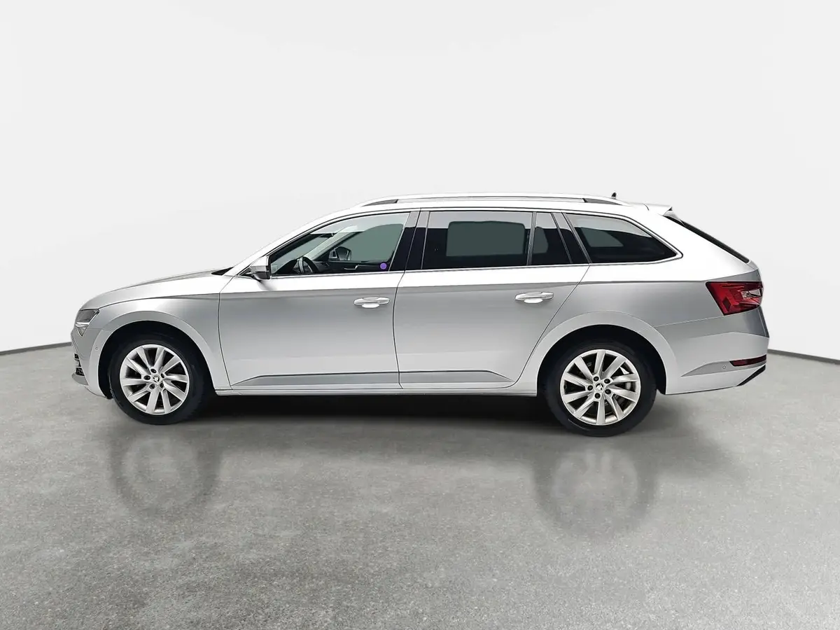 SKODA SUPERB COMBI 2.0 TDI DSG STYLE NAVI LED