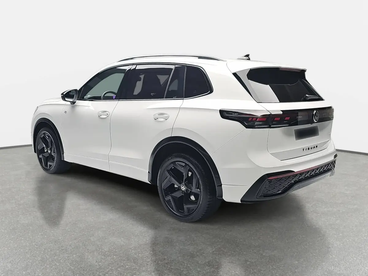 VW TIGUAN 2.0 TDI DSG R-LINE NAVI LED PANO
