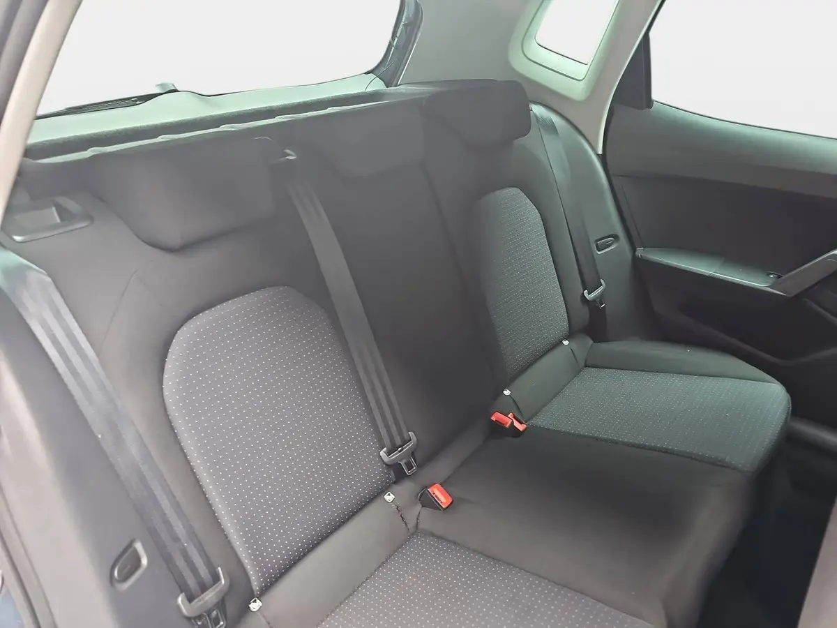 SEAT ARONA 1.0 TSI STYLE NAVI LED PDC LM16