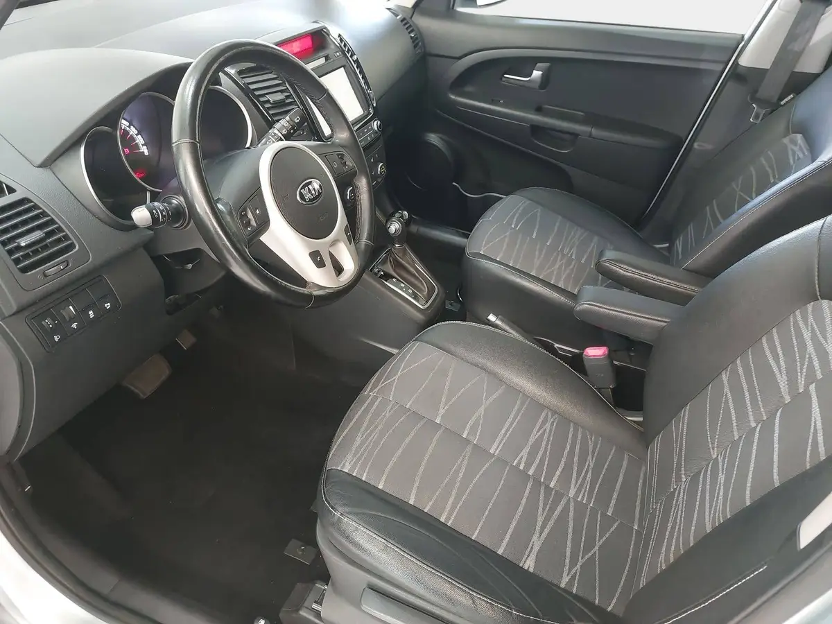KIA VENGA 1.6 CVVT DREAM TEAM