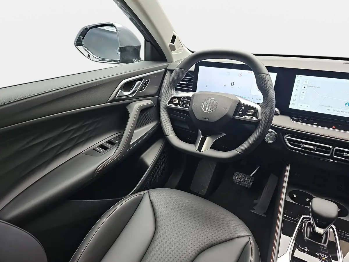 MG HS 1.5 PLUG-IN-HYBRID LUXURY LEDER 360-GRAD-KAMERA 19-ZOLL-LM