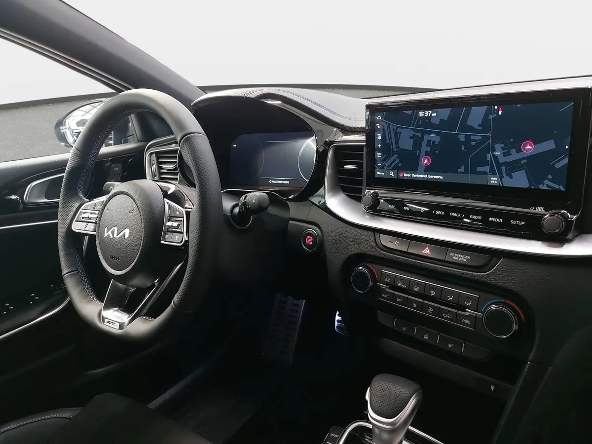 KIA CEED 1.5 T-GDI DCT7 GT LINE TECHNOLOGIE LEDER PERFORMANCE