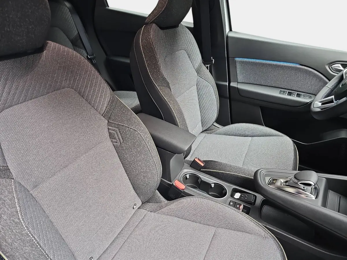 RENAULT CAPTUR II 1.3 TCE 160 EDC TECHNO LED KLIMA DAB KAMERA LM1