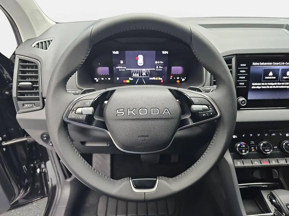 SKODA KAROQ 1.5 TSI DSG 130 JAHRE LED KAMERA AHK