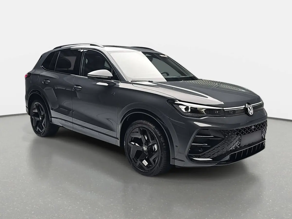 VW TIGUAN 1.5 ETSI DSG R-LINE NAVI LED PANO