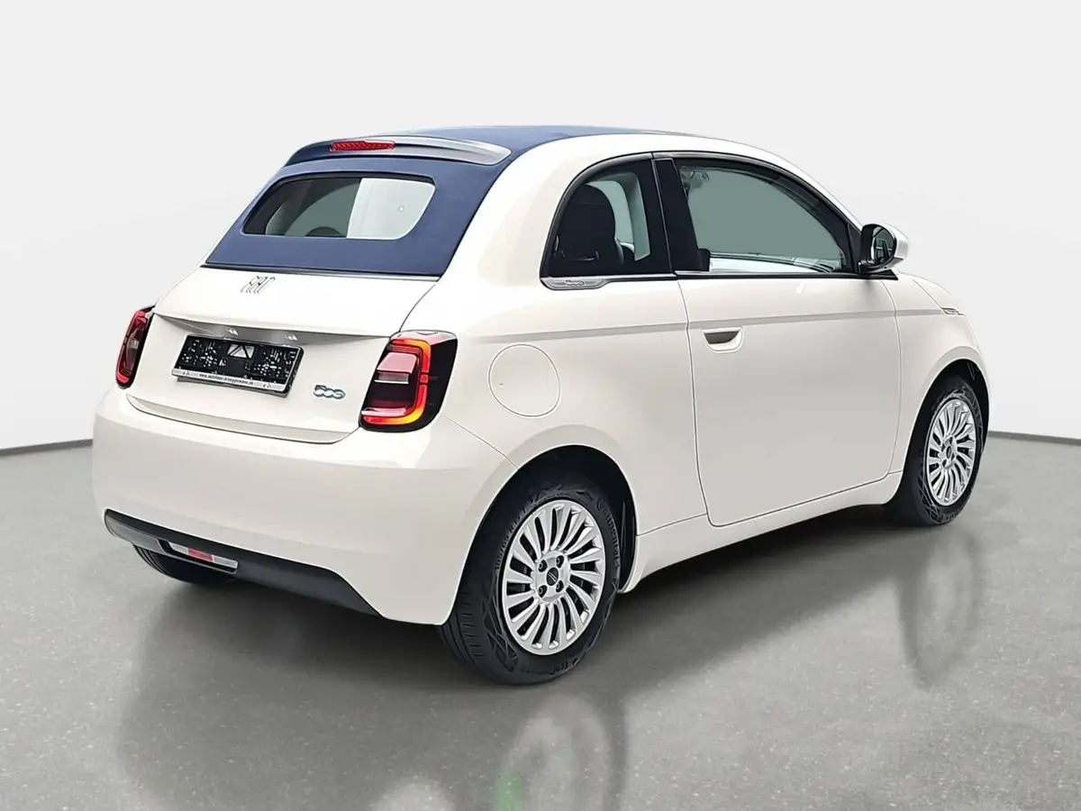 FIAT 500C ELEKTRO 42 KWH APPLE CARPLAY/ANDROID AUTO, DAB+