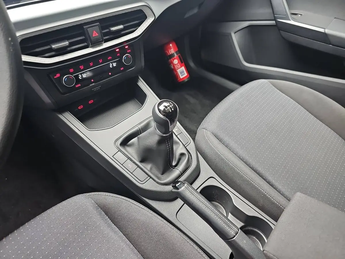 SEAT IBIZA 1.0 TSI STYLE LED GRA DAB PDC