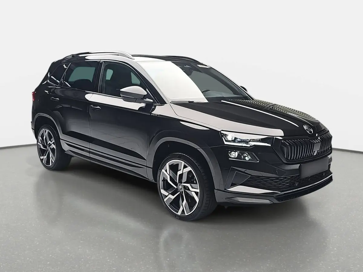 SKODA KAROQ 2.0 TDI DSG SPORTLINE AHK ACC PANO