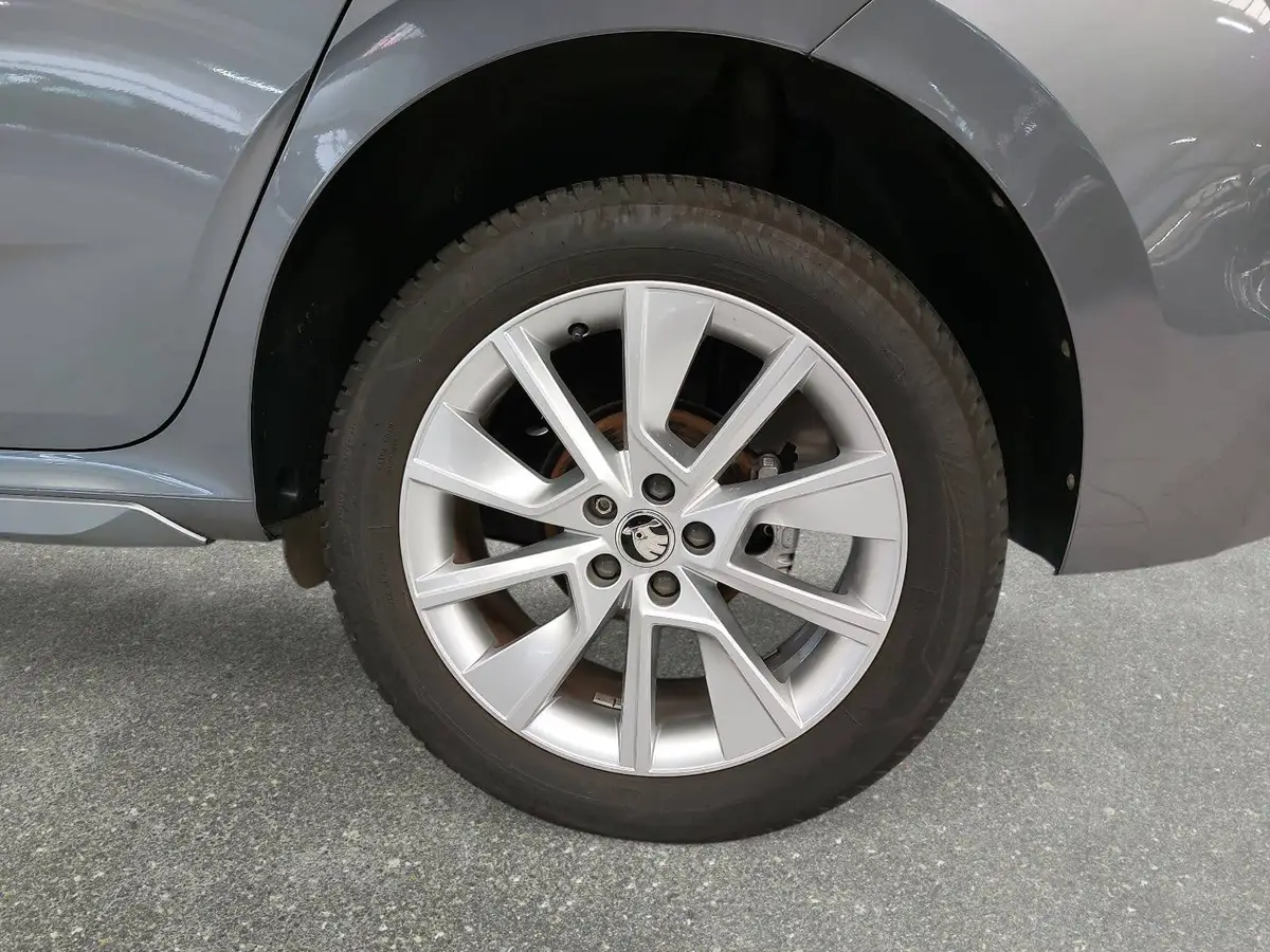 SKODA KAMIQ 1.5 TSI DSG STYLE ACC WINTER DAB