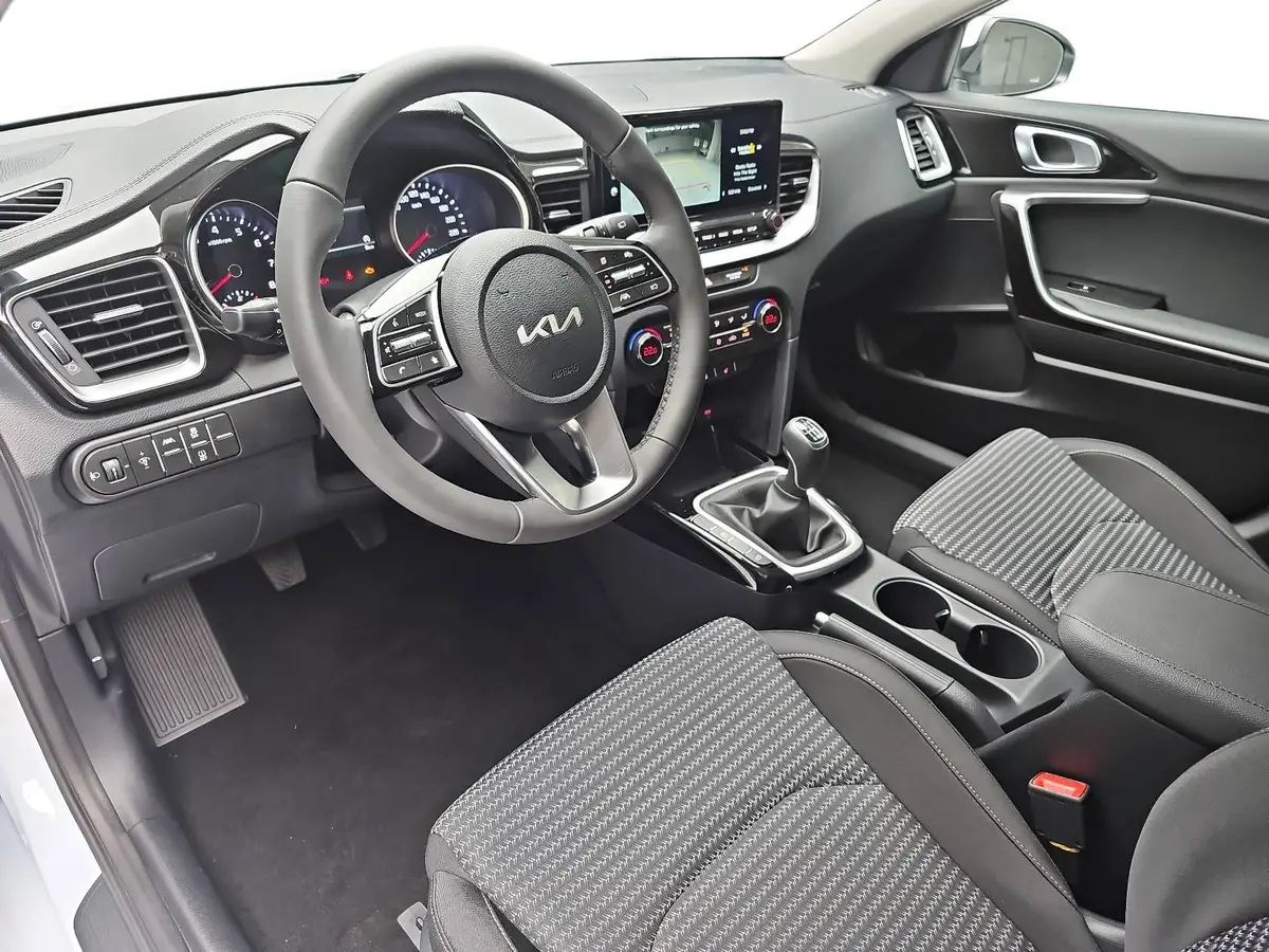 KIA CEED 1.5 T-GDI VISION KOMFORT+ SITZH.