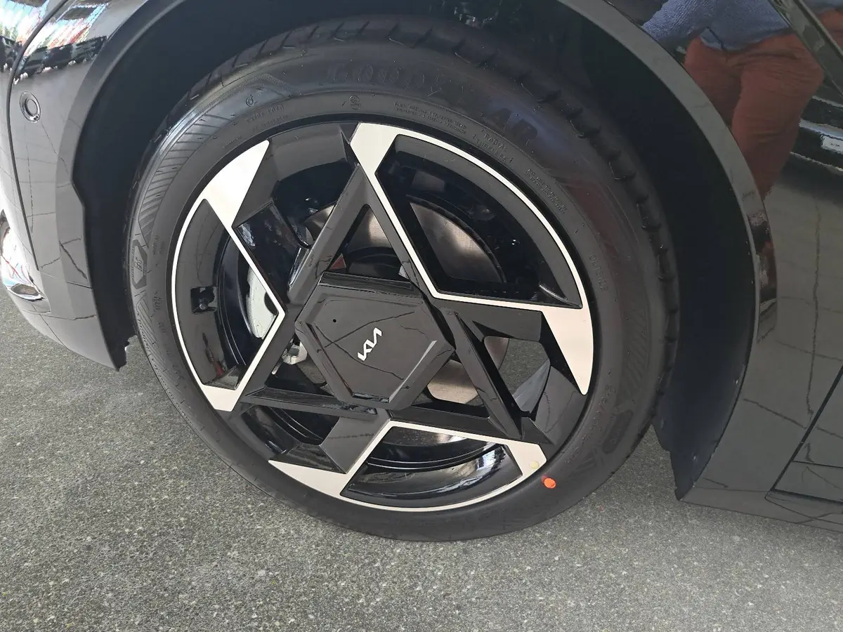 KIA EV4 FASTBACK 81.4 KWH GT-LINE MJ26 DRIVEWISE-PARK COMFORT CONNECT