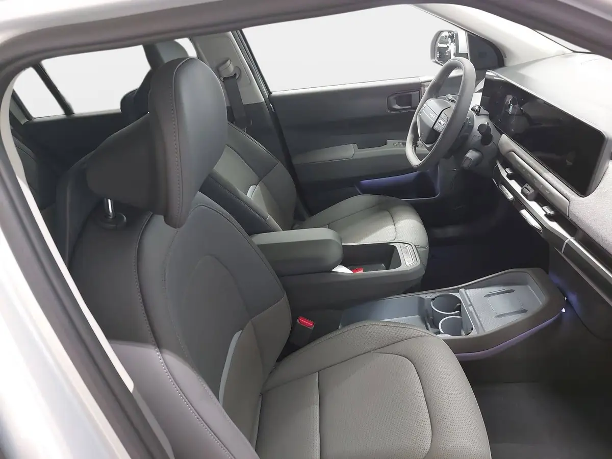 KIA EV3 81.4 KWH EARTH MJ26 WINTER BUSIN. UPGRADE DRIVEWISE-PARK DESIGN SOUND