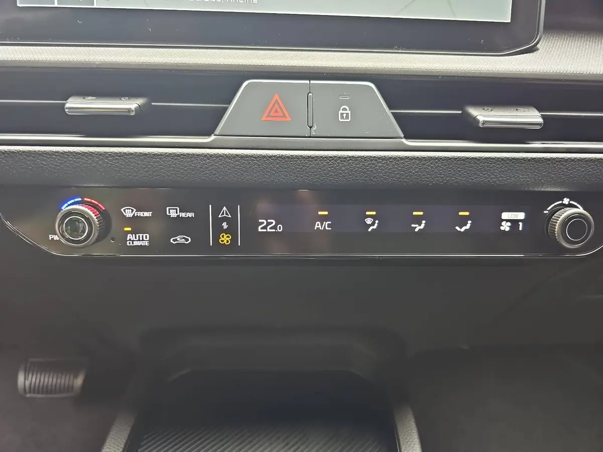 KIA STONIC 1.0 T-GDI 100 DCT VISION MJ26 SITZH. NAVI