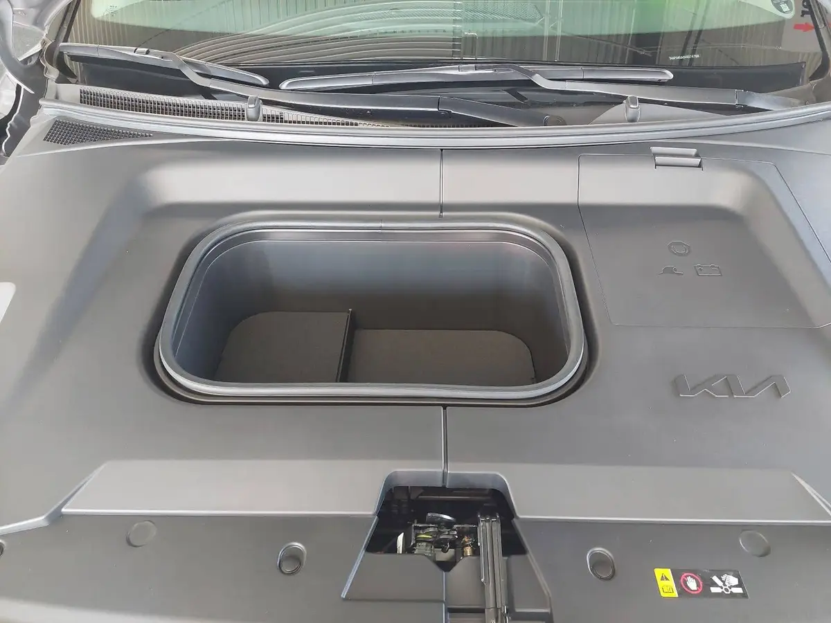 KIA EV3 81.4 KWH EARTH MJ27 WINTER-CONNECT BUSINESS UPGRADE DRIVEWISE-PARK
