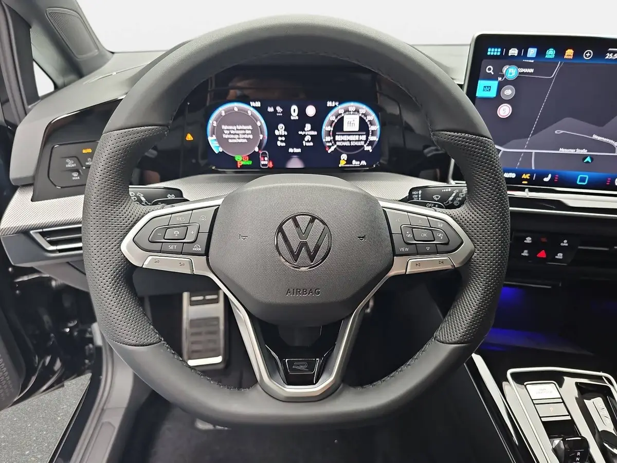 VW GOLF 1.5 ETSI DSG VIII R-LINE NAVI MATRIX-LED