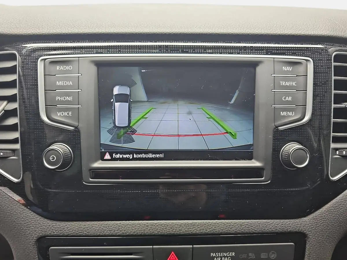 VW GOLF VII SPORTSVAN 1.4 TSI DSG SOUND NAVI AHK