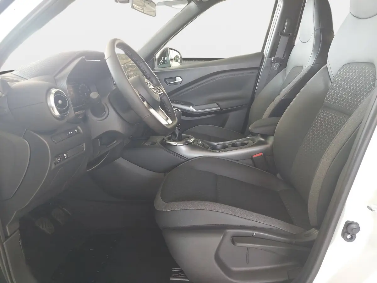 NISSAN JUKE 1.0 DIG-T 5T N-CONNECTA WINTER 2-FARBEN