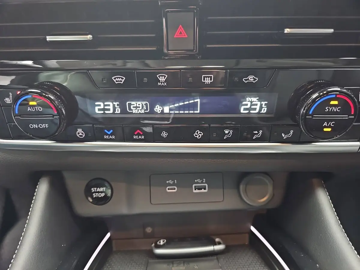 NISSAN X-TRAIL 1.5 VC-T E-POWER AUTO. TEKNA LM20