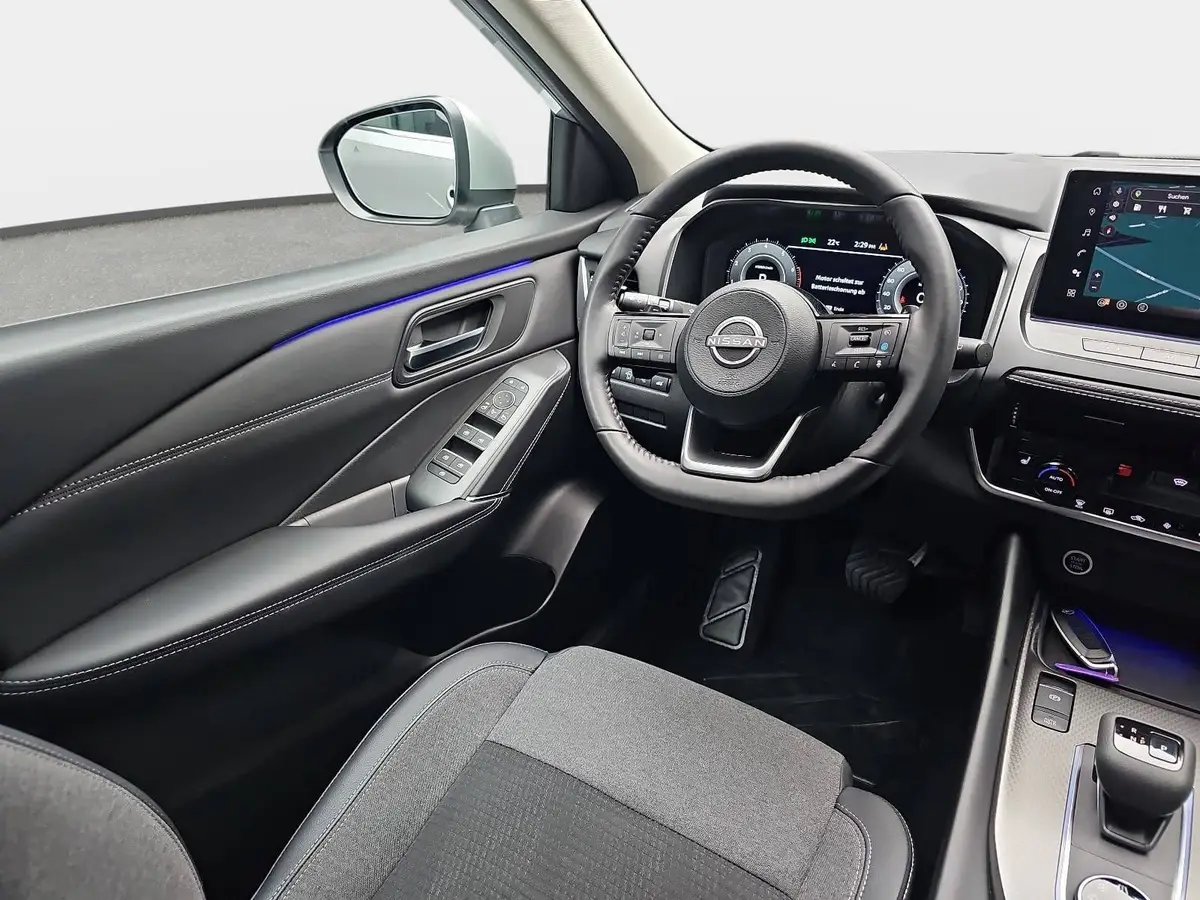 NISSAN QASHQAI 1.3 DIG-T MHEV X-TRONIC N-CONNECTA 4WD WINTER
