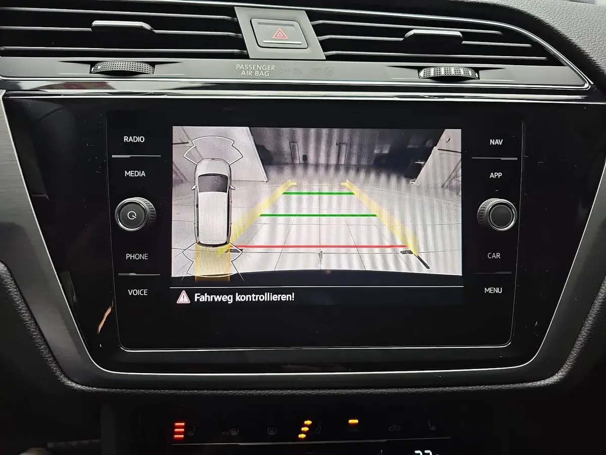 VW TOURAN 1.5 TSI DSG COMFORTLINE NAVI LED ACC SPUR WINTER 7
