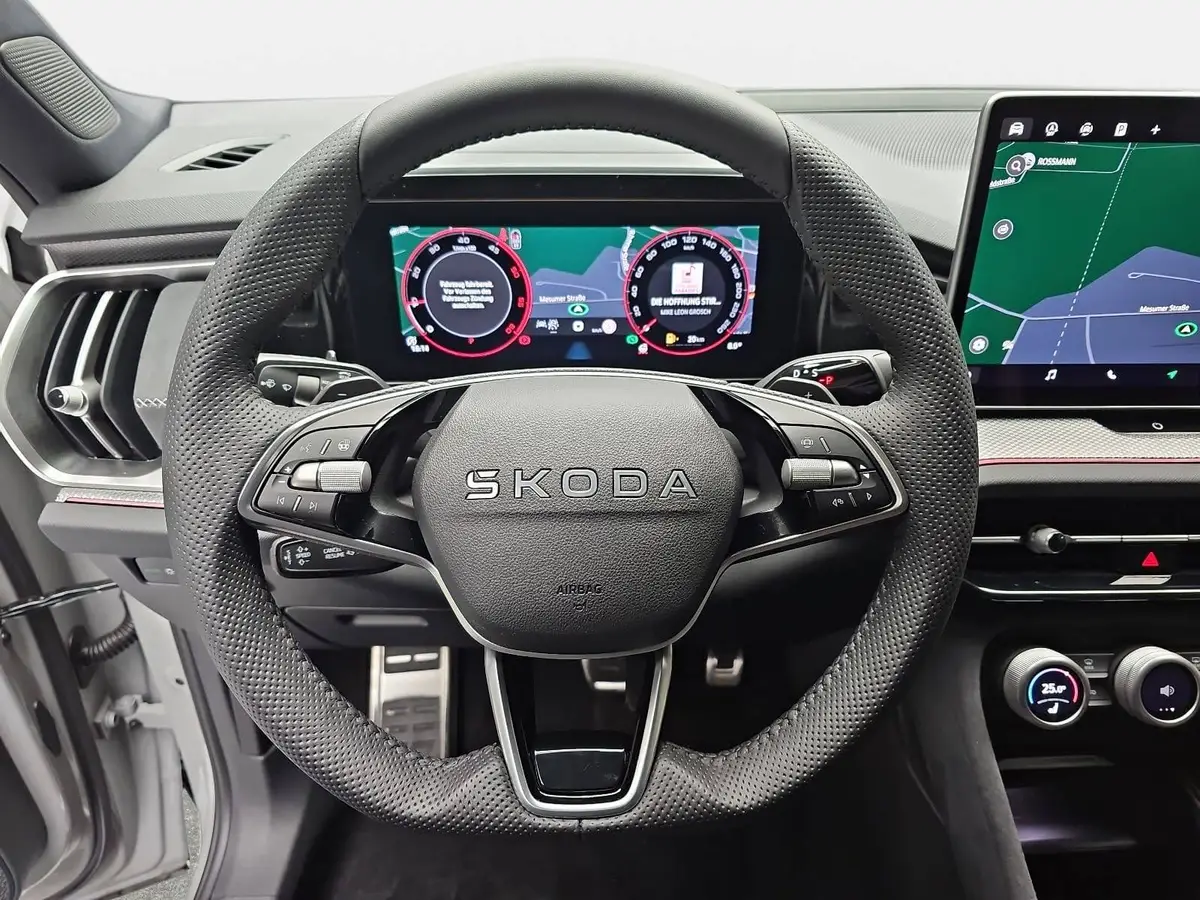 SKODA KODIAQ 2.0 TDI DSG SPORTLINE 4X4 NAVI LED ACC HUD 7-SITZE