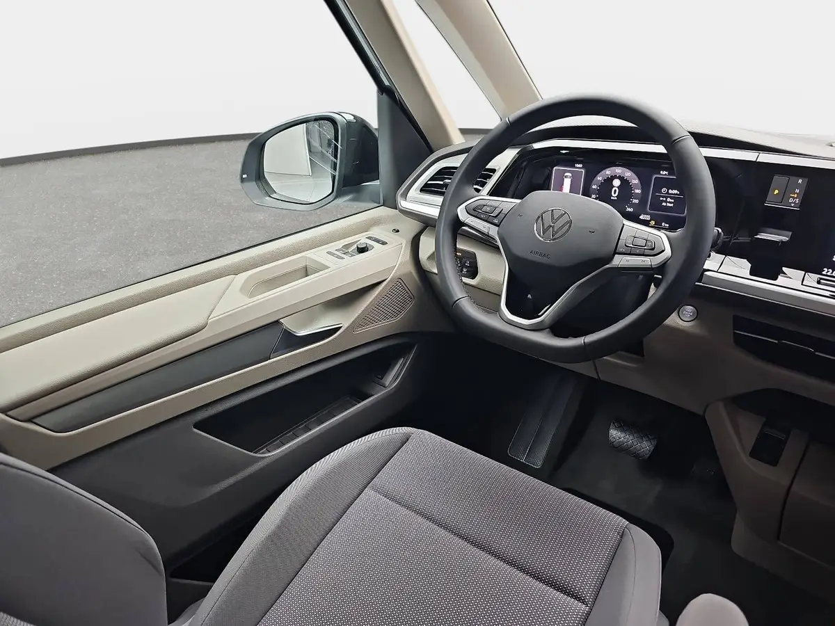 VW T7 MULTIVAN 2.0 TDI DSG LIFE LANG ACC AHK