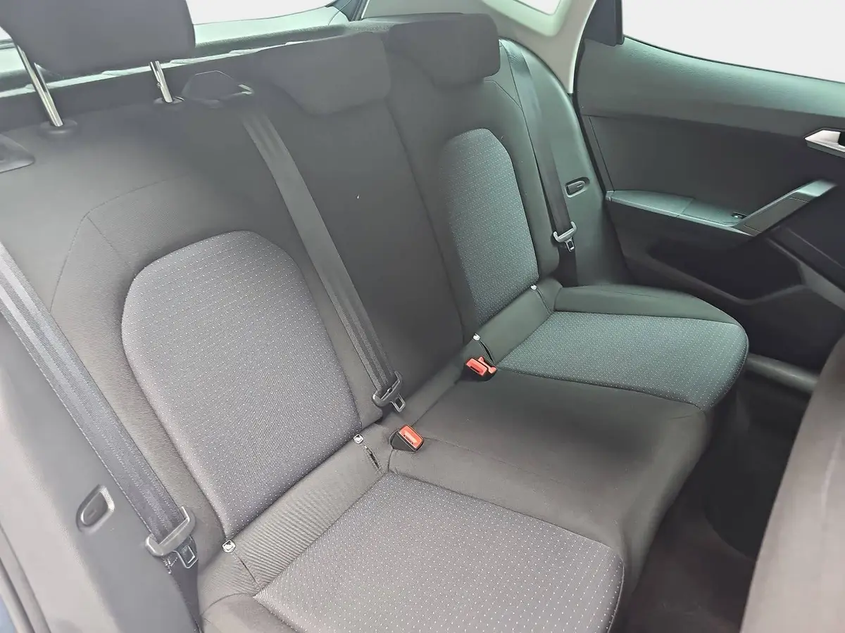 SEAT ARONA 1.0 TSI DSG STYLE NAVI LED PDC LM