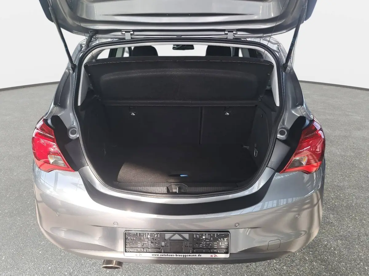 OPEL CORSA 1.4 120 JAHRE