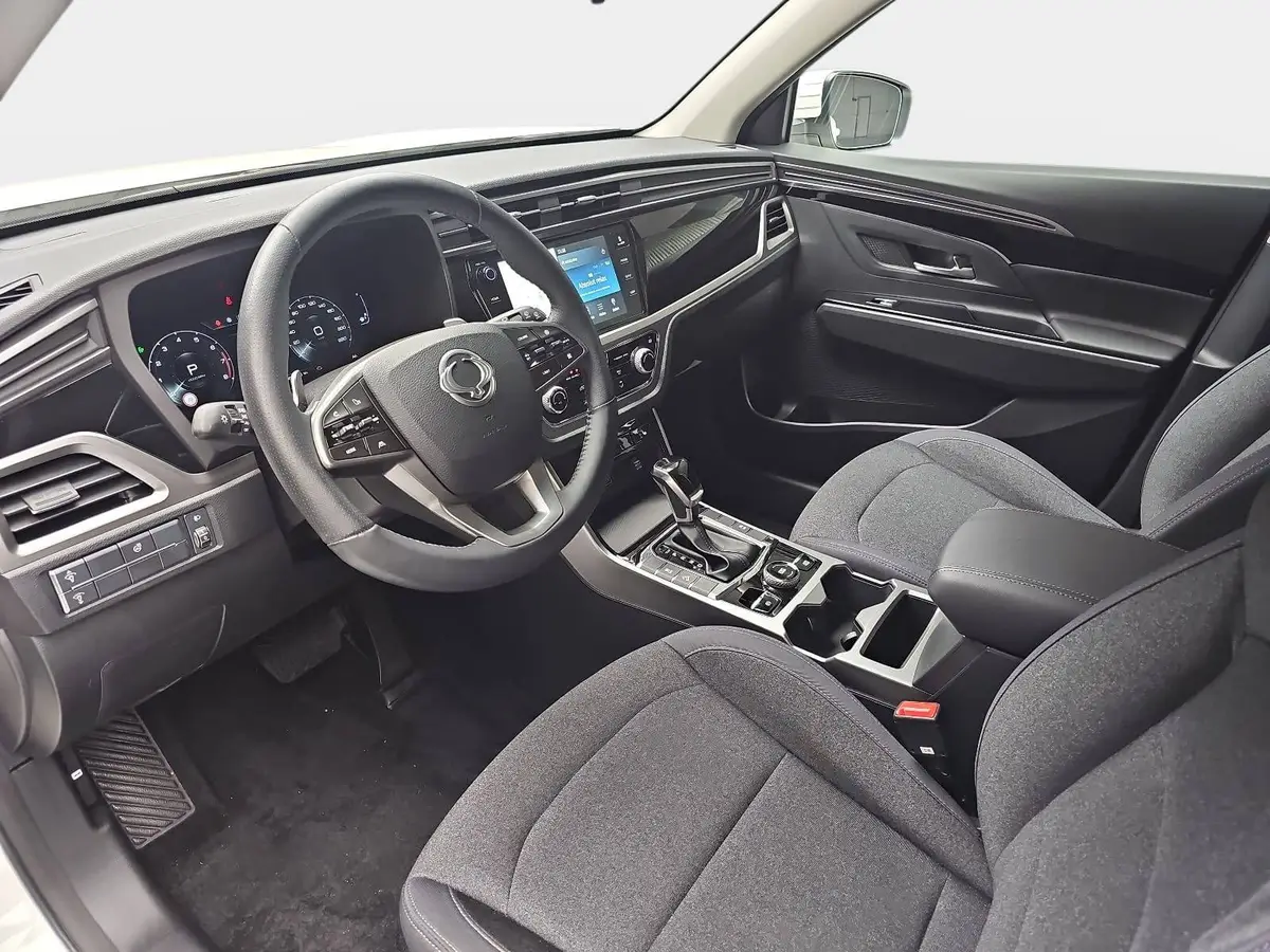 KGM KORANDO 1.5 T-GDI 2WD NOMAD AUTOMATIK