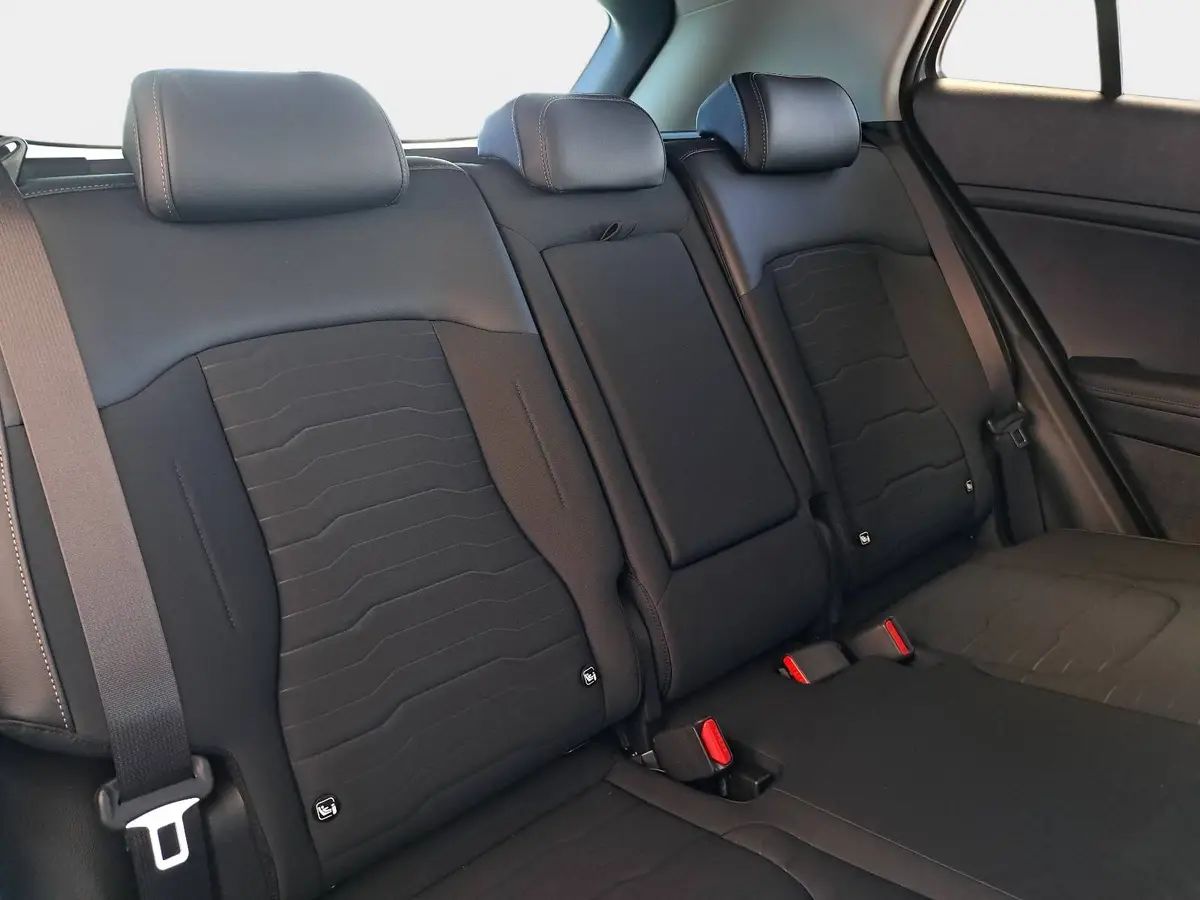 KIA SPORTAGE 1.6 CRDI 48V DCT 2WD SPIRIT MJ26 DRIVEWISE SOUND