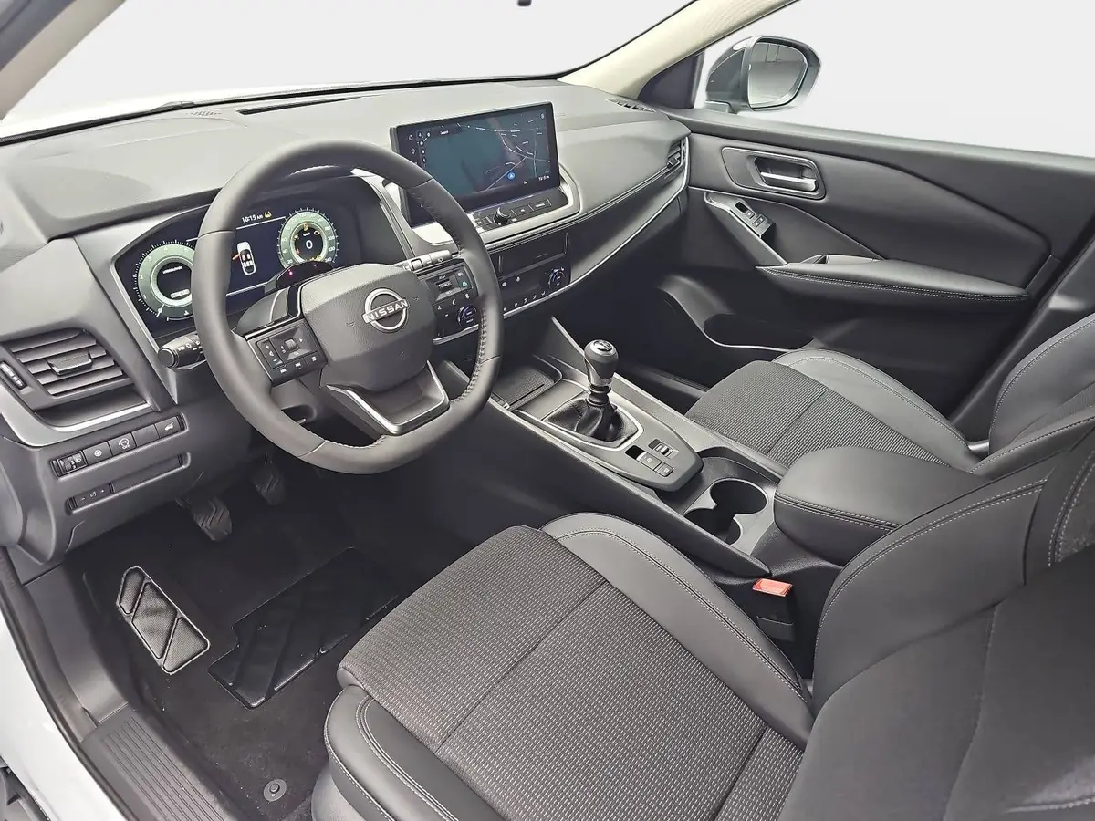 NISSAN QASHQAI 1.3 DIG-T MHEV MJ27 N-CONNECTA WINTER EL-HECKKLAPPE PANO
