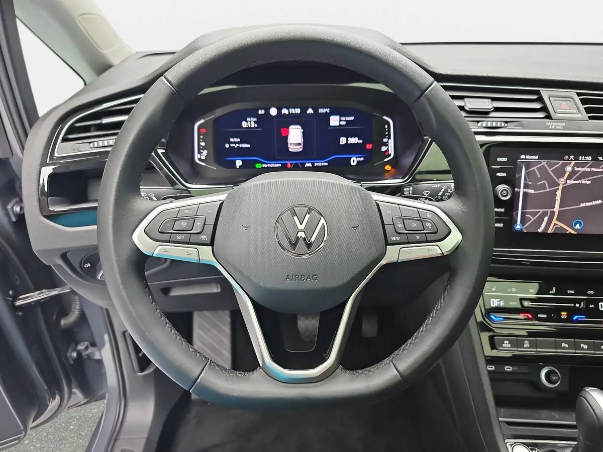 VW TOURAN 1.5 TSI DSG HIGHLINE R-LINE NAVI LED ACC PANO KAME
