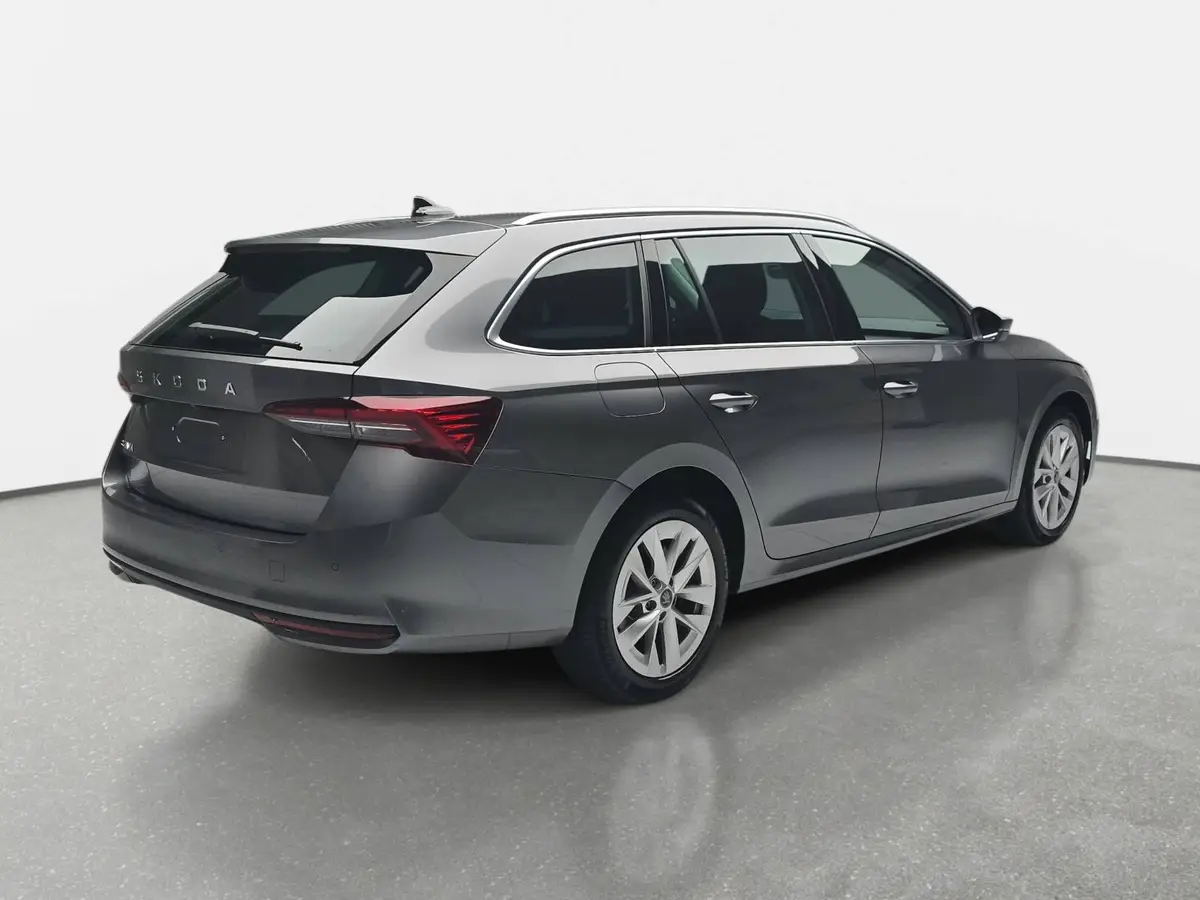 SKODA OCTAVIA COMBI 2.0 TDI DSG SELECTION NAVI LED ACC WINTER KAMERA A