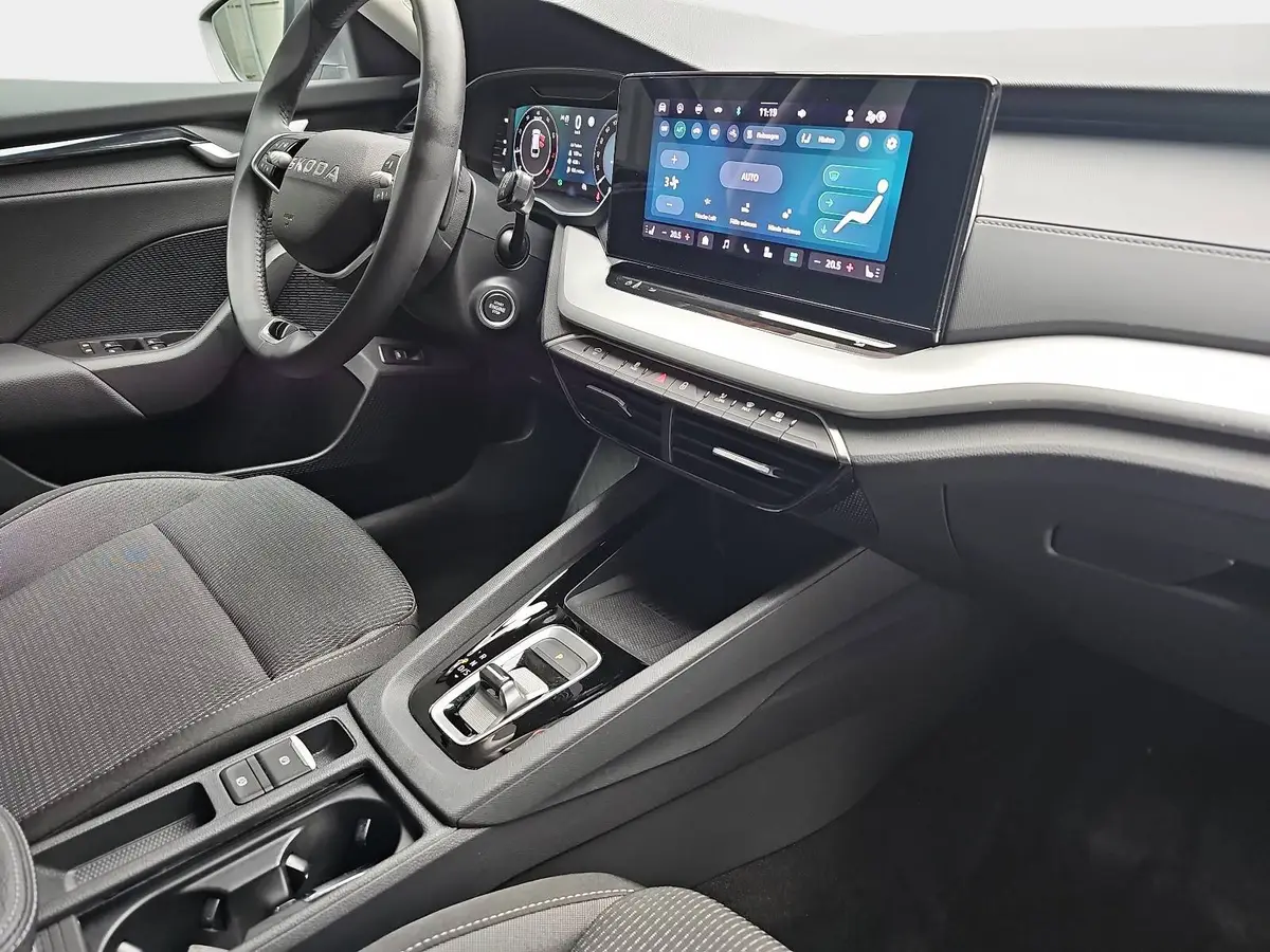 SKODA OCTAVIA COMBI 1.5 TSI DSG SELECTION LED AUDIO WINTER EL.HECKKL. 