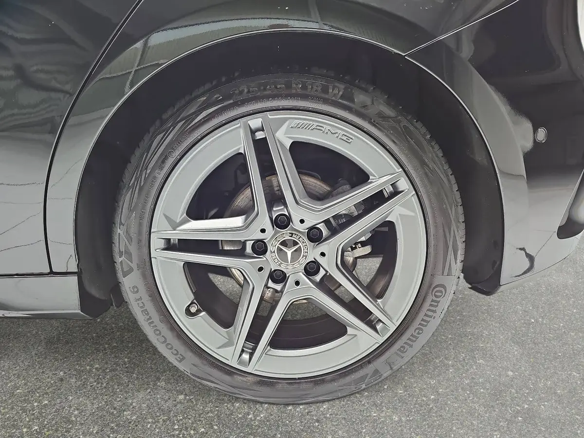 MERCEDES-BENZ A 180 DCT AMG LINE NAVI LED MBUX WINTER KAMERA LM18